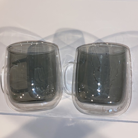 Coffee cups Set of 2 Double wall Coffee cup holds 16 ounces tinted inner wall - Picture 3 of 6